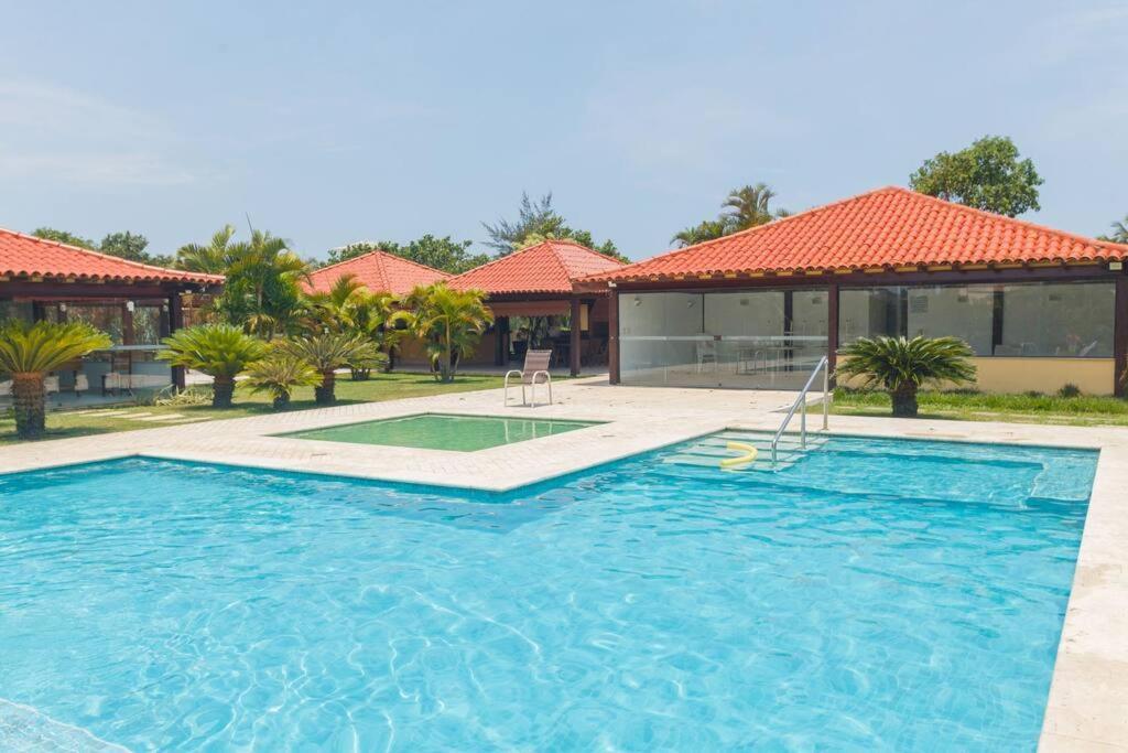 Casa de férias Casa Em Condominio Com Cozinha Completa E Area Gourmet Búzios