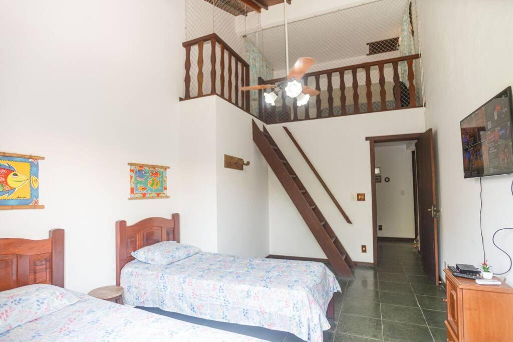 Casa Em Condominio Com Cozinha Completa E Area Gourmet * Búzios